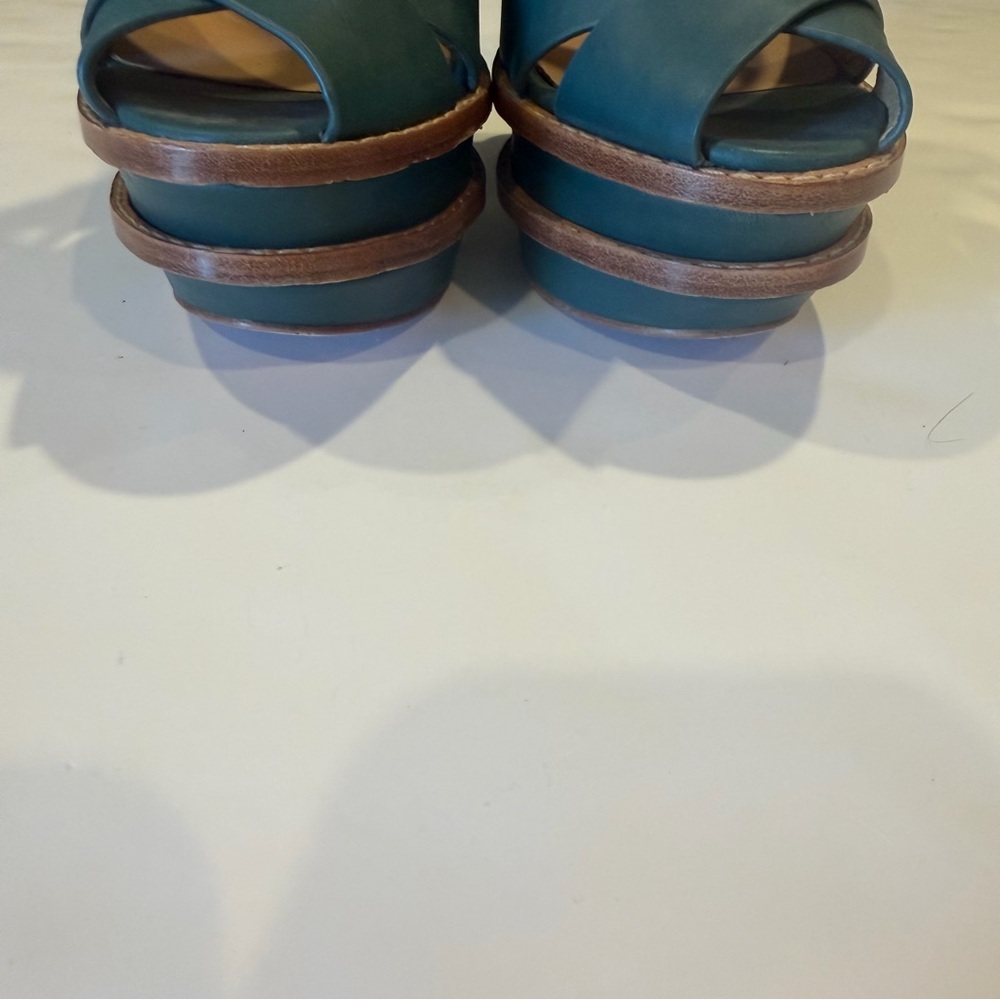 L.A.M.B Green Leather Platform Wedge Sandals Size 6 Designer Strappy Heels - Picture 4 of 8